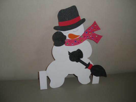 BONHOMME DE NEIGE ENDORMI