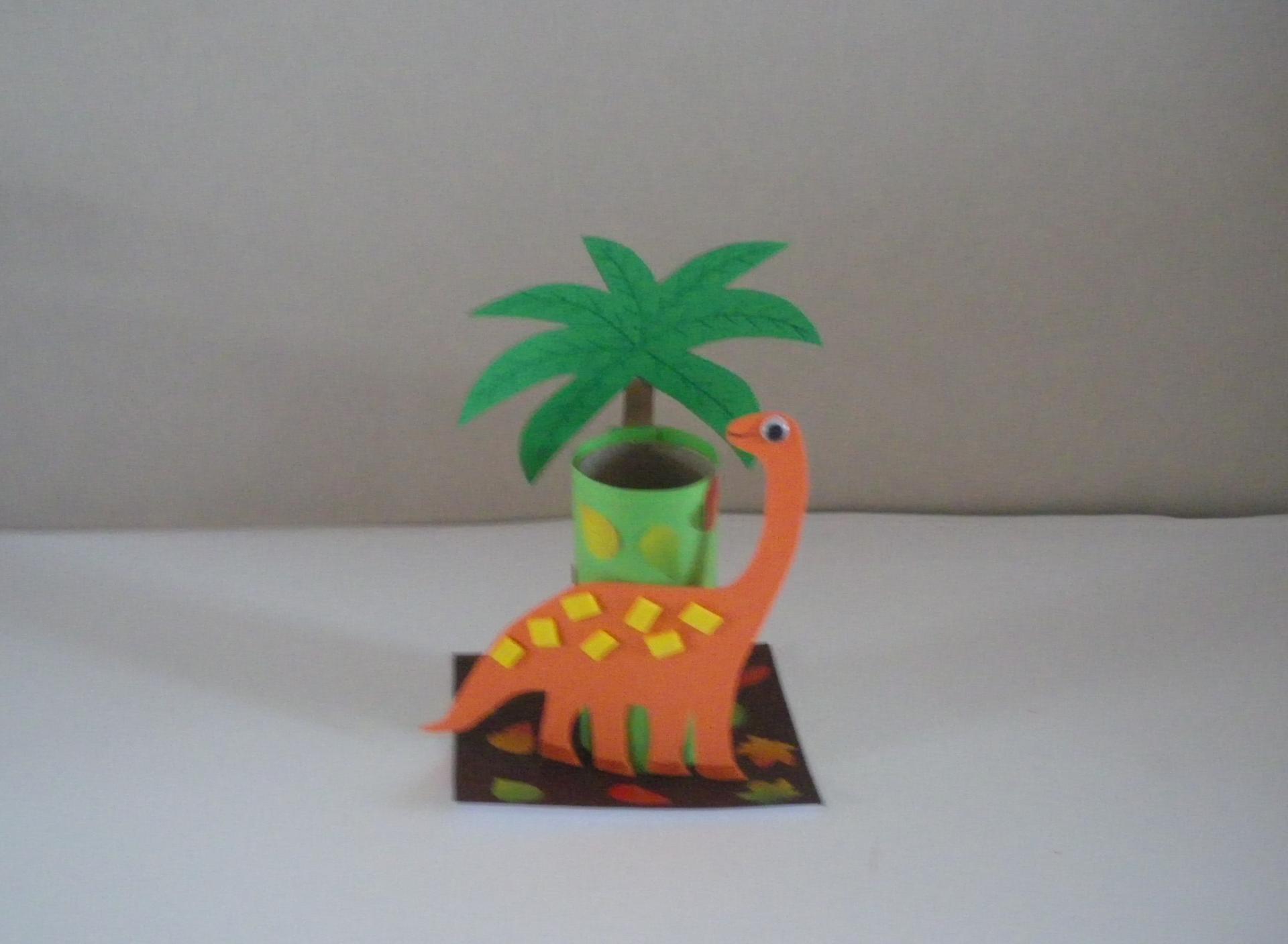POT A RAYONS DINOSAURE